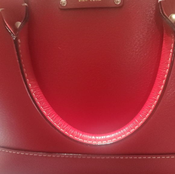 Kate Spade red purse with handles and crossbody strap-perfect for the holiday - Picture 6 of 15